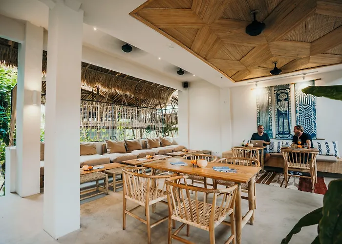 Zin & 4* Canggu